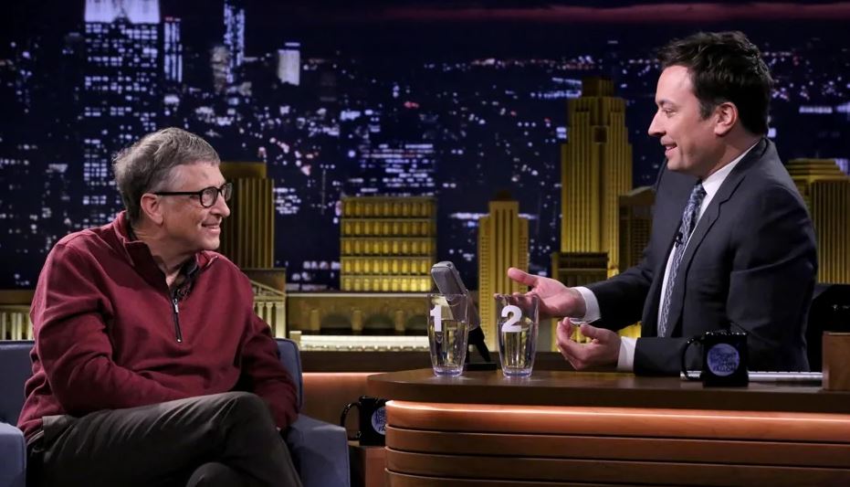 Bill Gates prevê que a IA permitirá uma jornada de trabalho de dois dias por semana em 10 anos
